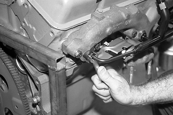 1973-1982 Corvette Emission System Install | Corvette Magazine ...