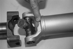 1956-1982 Corvette Driveshaft U-Joint Replacement Corvette Magazine