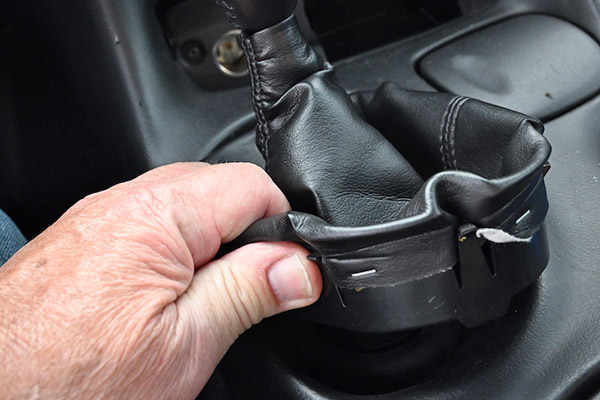 Shifter boot installation