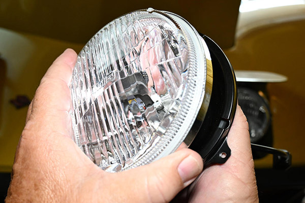 Headlight assembly