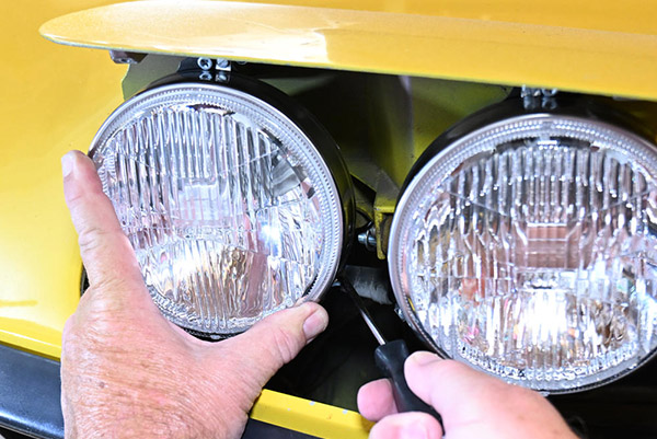 Headlight installation