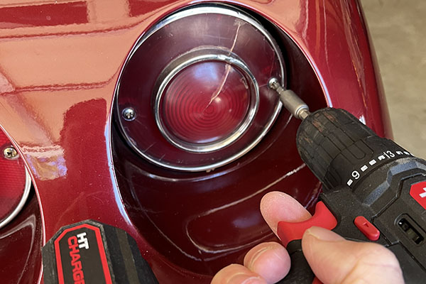 C3 Corvette Tail Light Replacement
