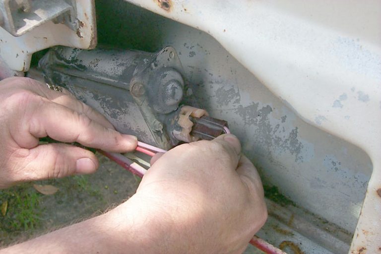 19681982 Power Window Motor Replacement Corvette Magazine Corvette How To's & Technical